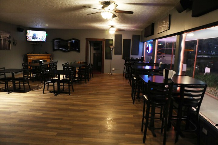 Breakfast/Coffee Service 35 of 126