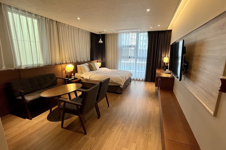 Room 20 of 24