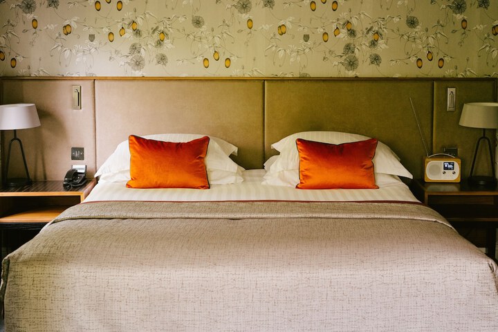 Room 3 of 39