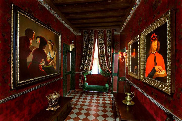 Room 16 of 55