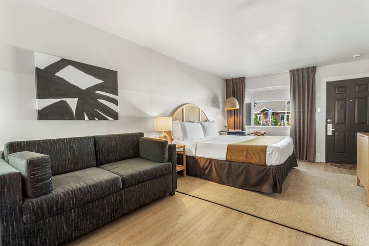 Room 4 of 29