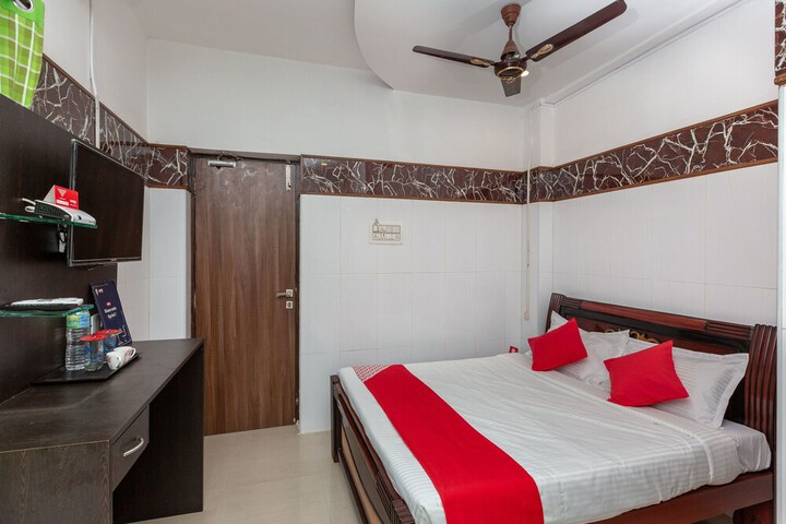 Room 6 of 23