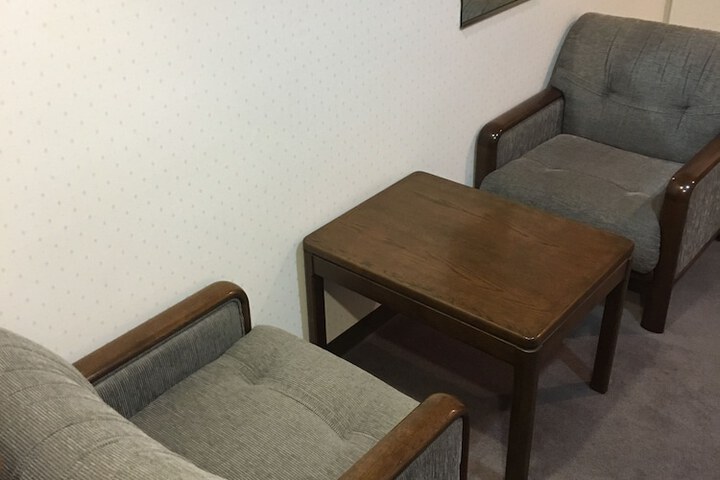 Room 10 of 38