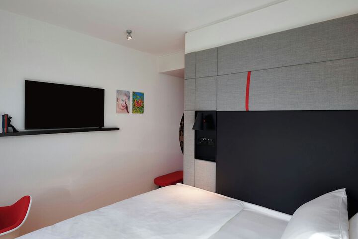 Room 46 di 70