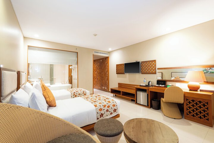 Room 16 of 65