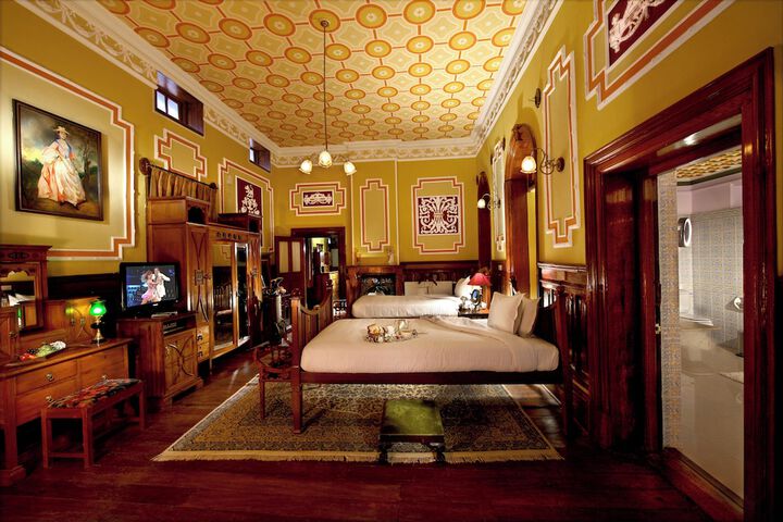 Room 7 of 29