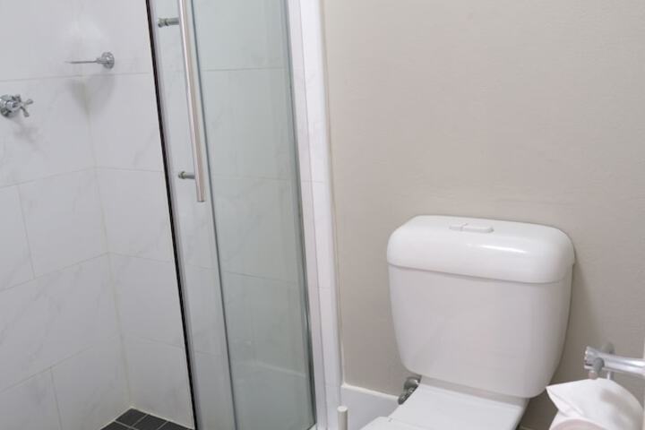 Room 116 of 169