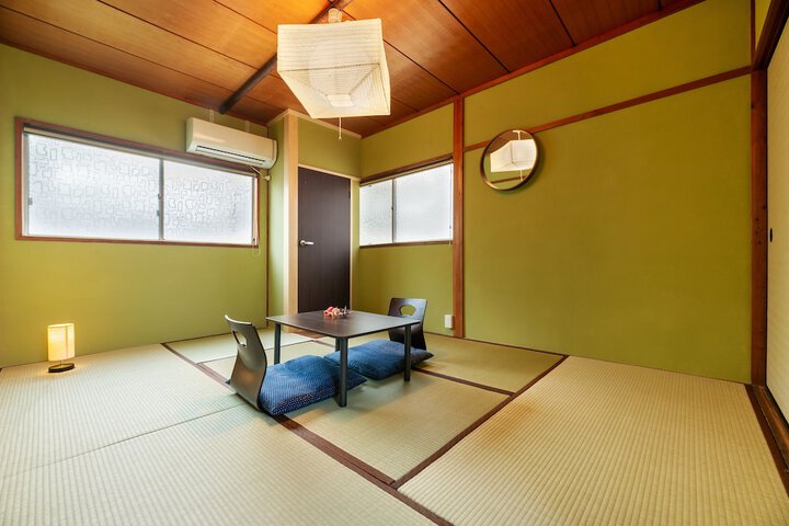 Room 14 of 43