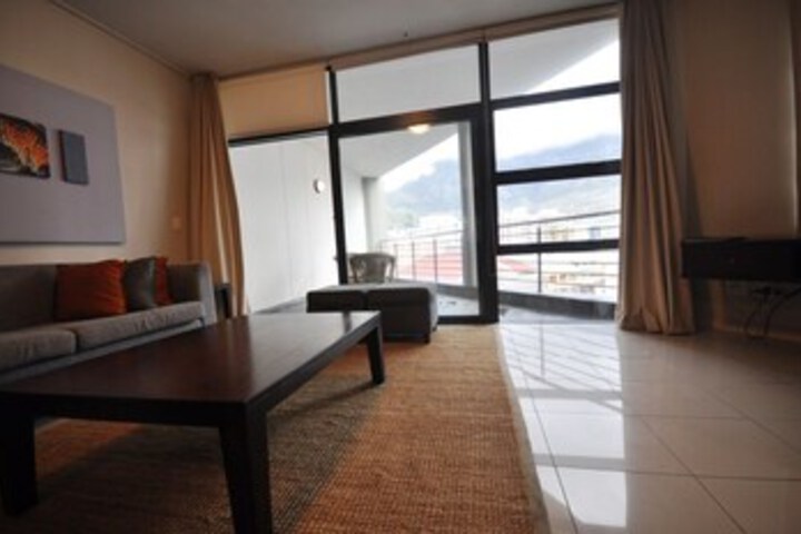 Room 5 of 19