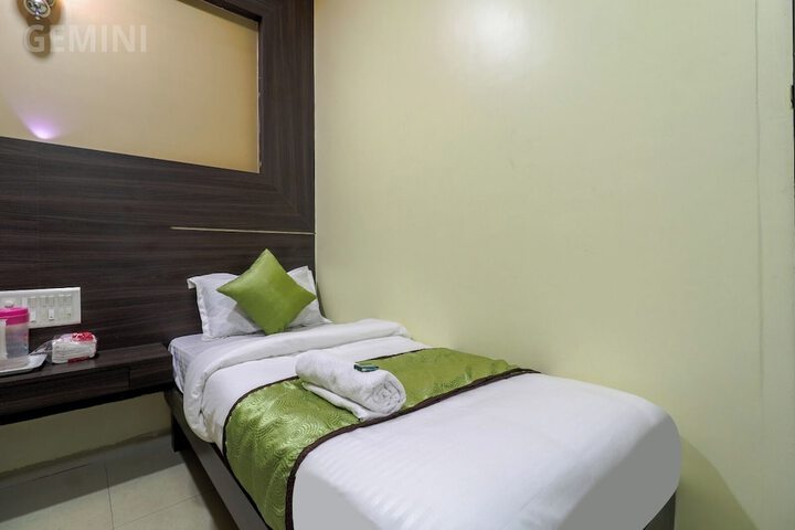 Room 16 of 24