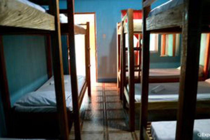 Room 18 of 32