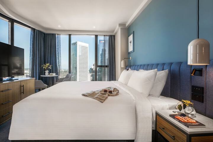 Room 32 of 125
