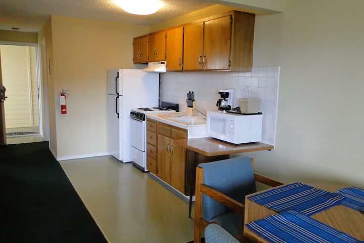Room 6 of 39