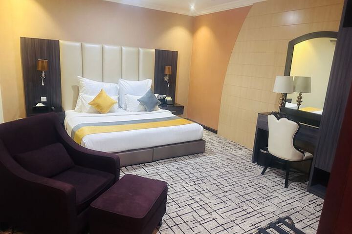 Room 7 of 26