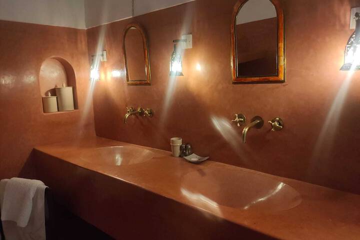 Bathroom Interior Photo