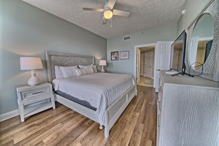 Room 8 of 41