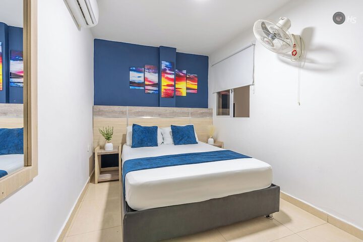Room 18 of 30