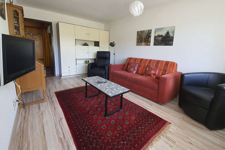 Room 16 of 39
