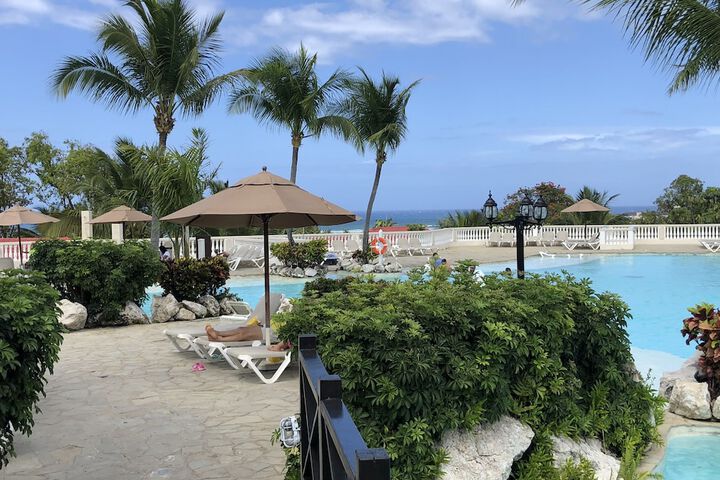 Pool Hotel
