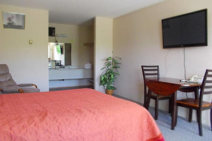 GRANADA INN