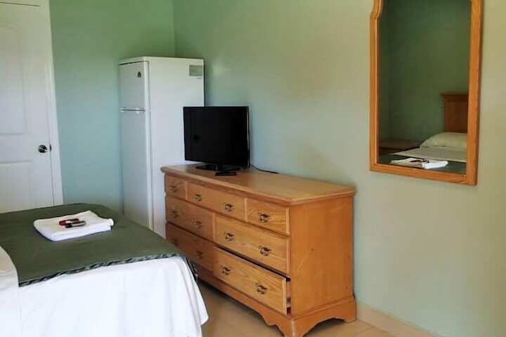 Room 7 of 24