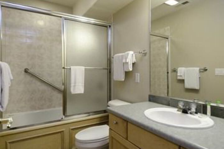 Room 2 of 18