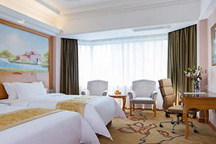 Room 10 of 10