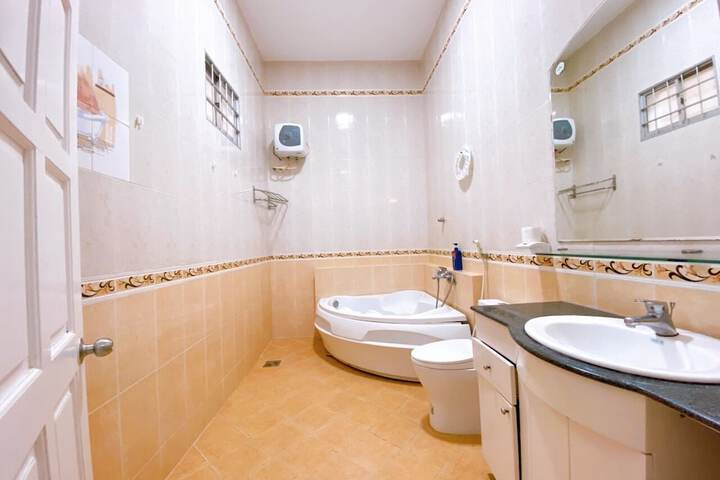 Room 15 of 20