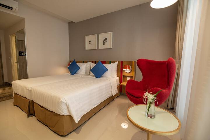 Room 7 of 71