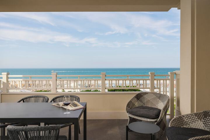 Terrace/Patio 105 of 180