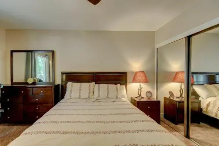 Room 3 of 13