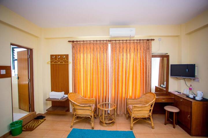Room 15 of 42