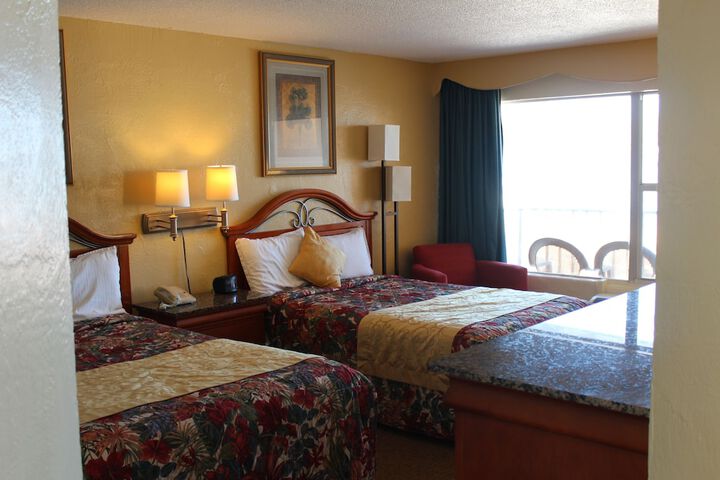 Studio with 2 Double Beds (12 of 15)