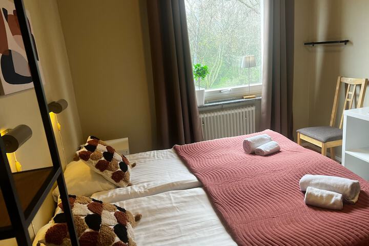 Room 5 of 25