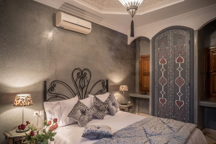 Room 17 of 44