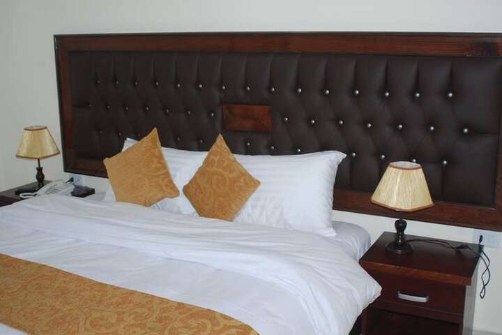 Room 33 of 78