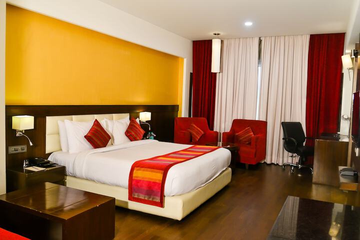 Room 15 of 39