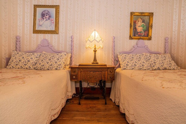 Room 7 of 45
