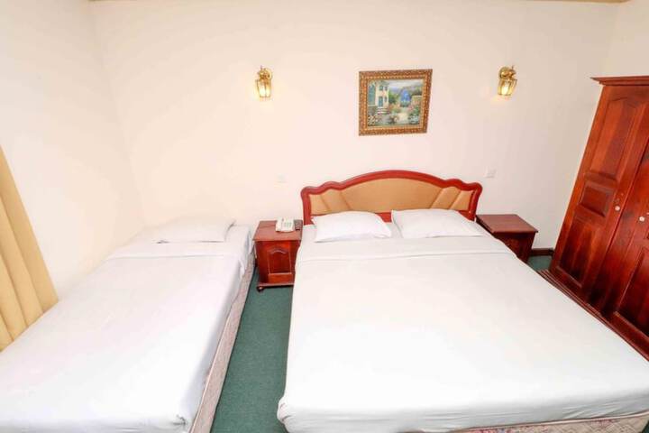 Room 8 of 29