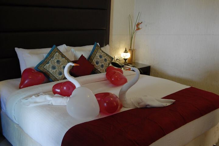 Room 3 of 45
