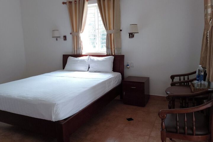 Room 10 of 126