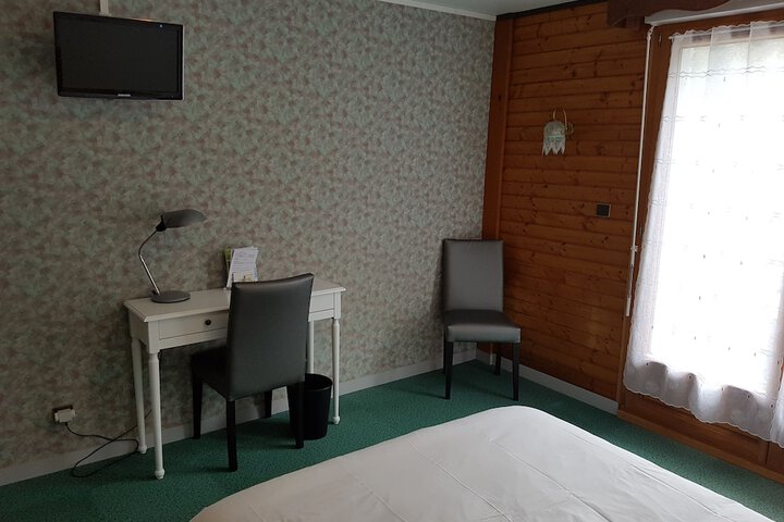 Room 15 of 91
