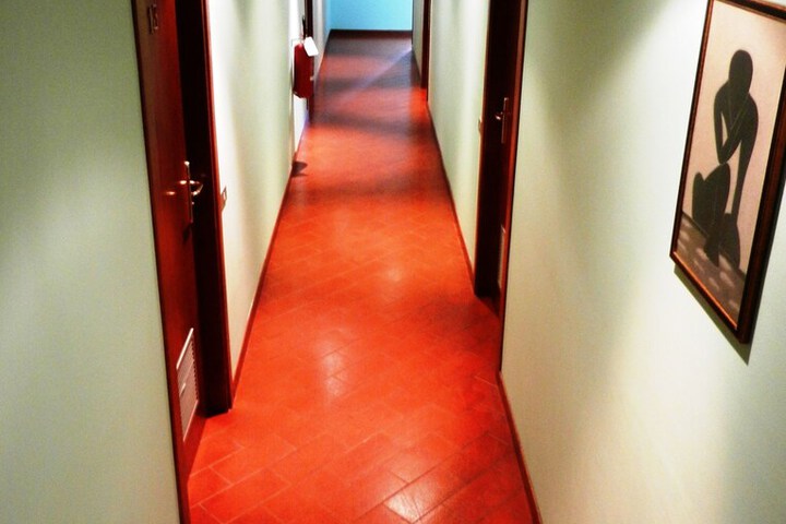 Ballroom/Hall 39 of 62