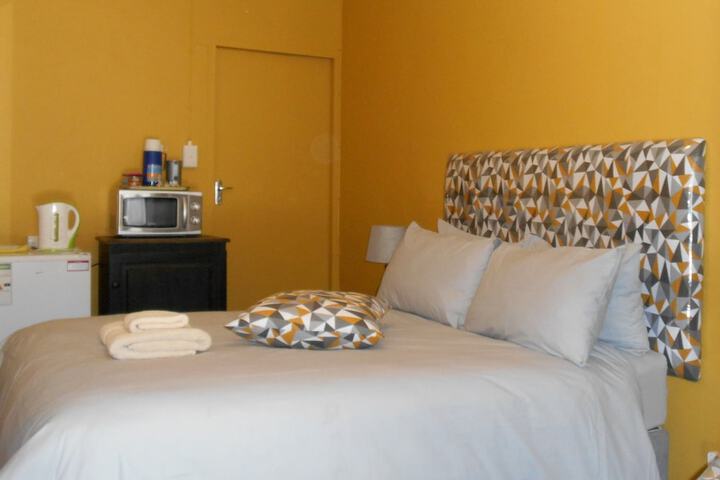 Room 3 of 50