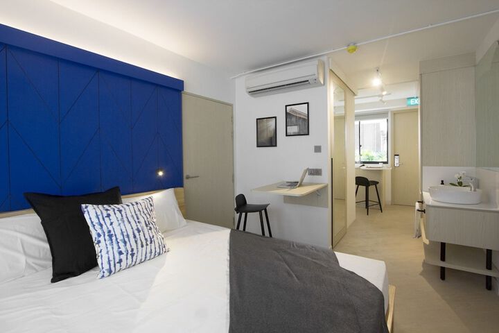 Room 10 of 43