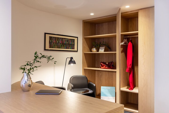 Room 15 of 146