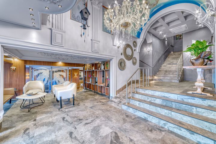 Hotel Interior 2 of 187