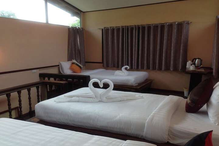 Room 16 of 34
