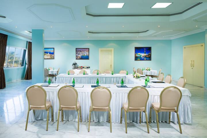 Ballroom/Hall 37 of 58