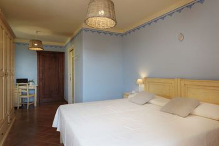 Room 27 of 50